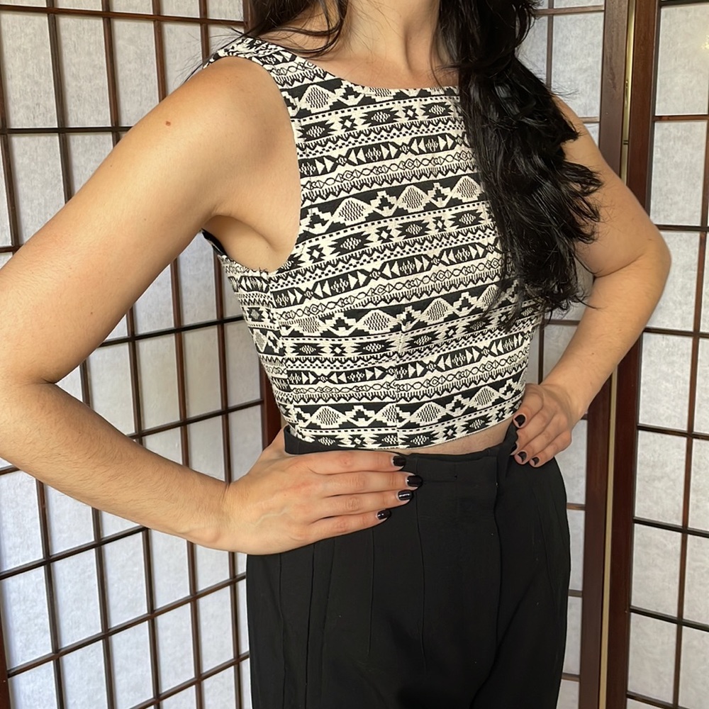 Woven H&M crop top w/ zipper back